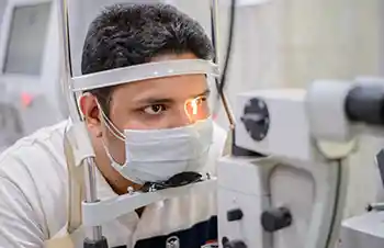 eye specialists in kolkata